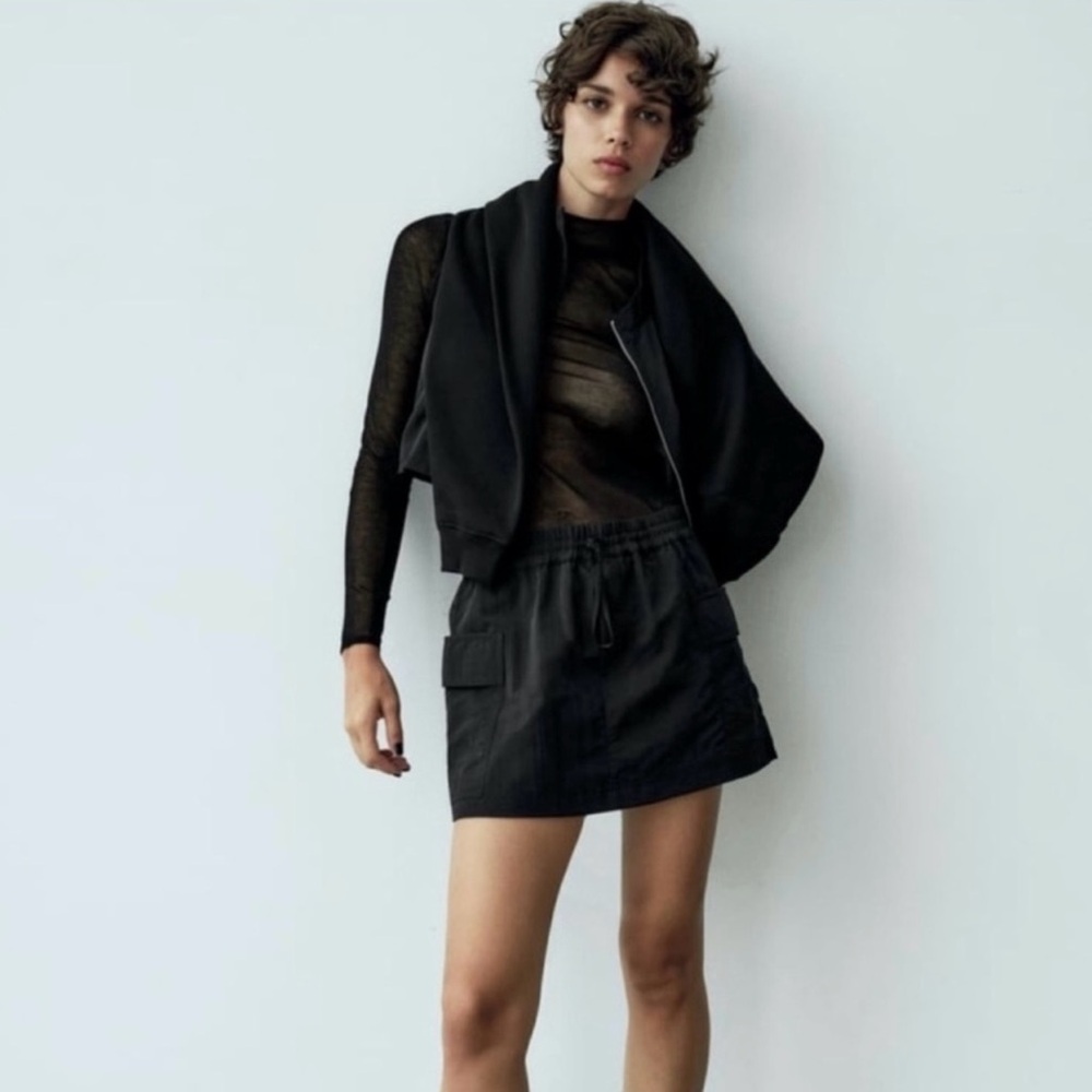 🔥 Zara Black Pocket Skort – Size Small – NWT – SOLD OUT!